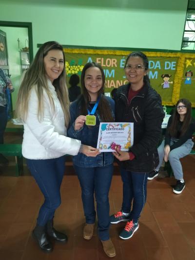 Escola Padre Gerson Galvino de Laranjeiras entrega Certificados e Medalhas aos Alunos Pelo 1º Lugar no IDEB 2024